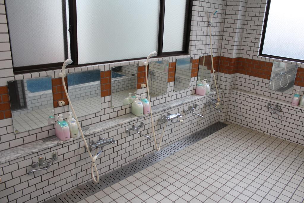 Sugakuso Hotell Yamanakako Exteriör bild