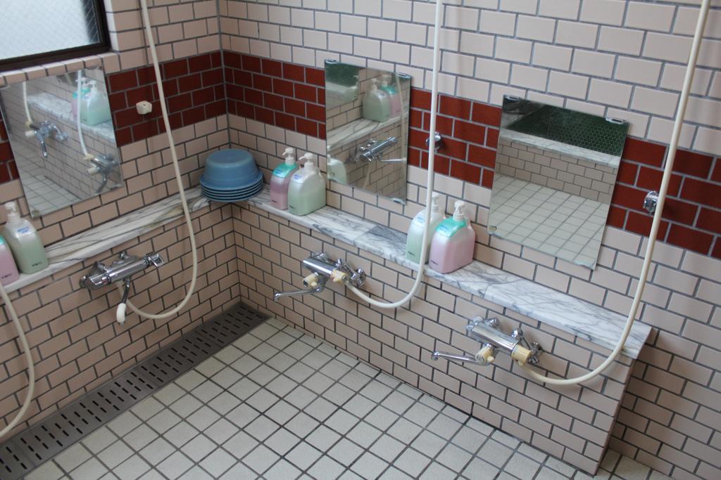 Sugakuso Hotell Yamanakako Exteriör bild