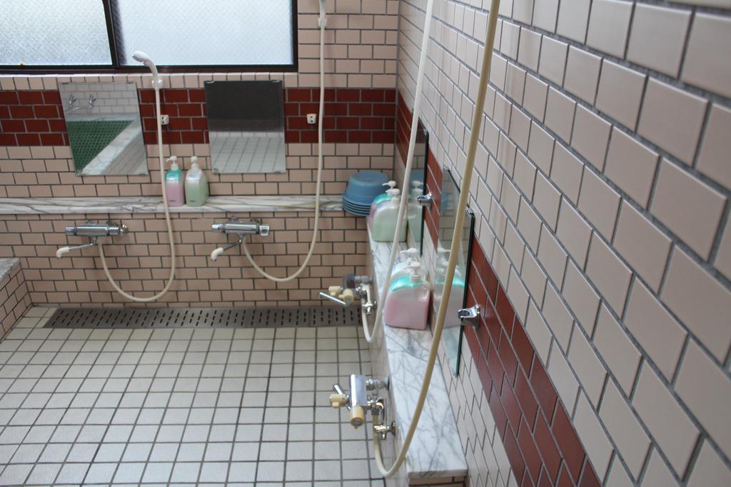 Sugakuso Hotell Yamanakako Exteriör bild