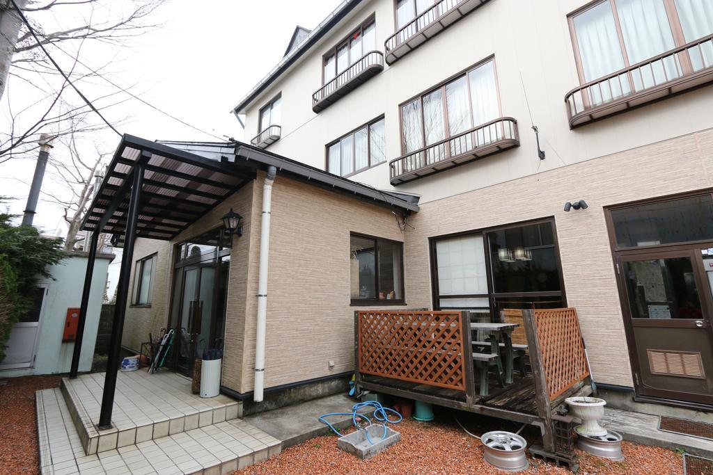 Sugakuso Hotell Yamanakako Exteriör bild