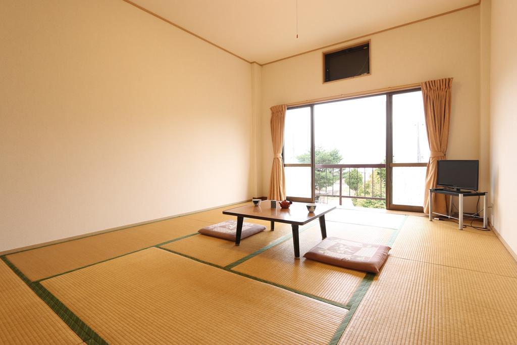 Sugakuso Hotell Yamanakako Exteriör bild